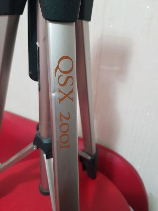 Трипод для фото-,відеокамери  Quantaray  QSX 2001