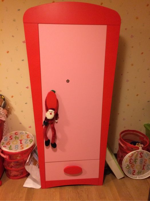Набір дитячих меблів для дівчинки ikea mammut