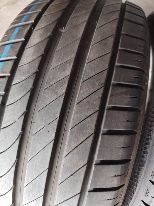 Pneus 215/45r17 Kleber 80% piso (Michelin)