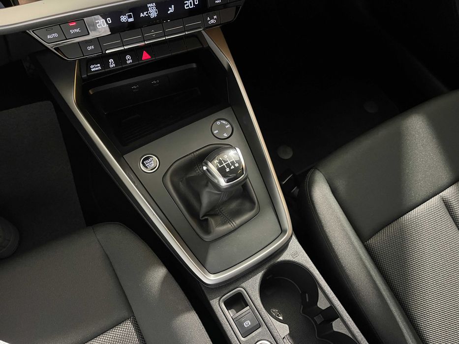 AUDI A3 30TDi 2022 Nacional — photo 5