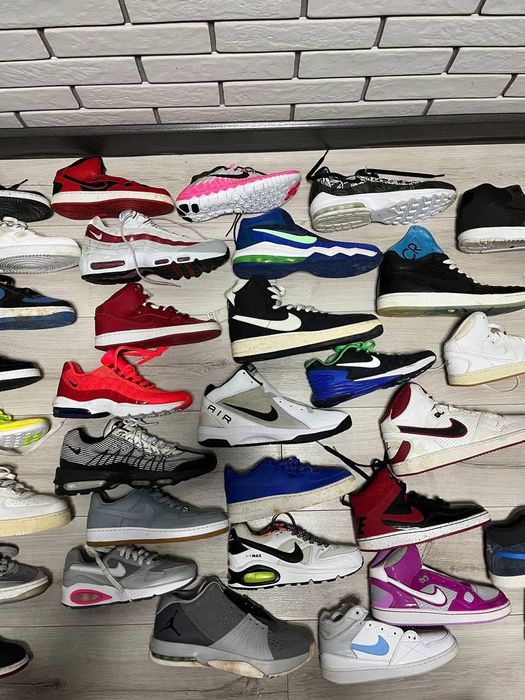 Колекція кросівок Nike & Jordan (ТІЛЬКИ ПРАВІ). Нові Для кастому та декору ремонт взуття