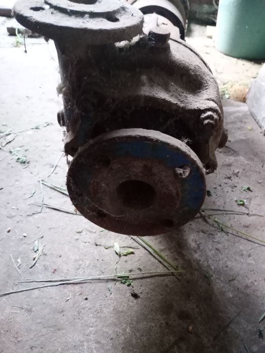 Насос водяний центробіжний