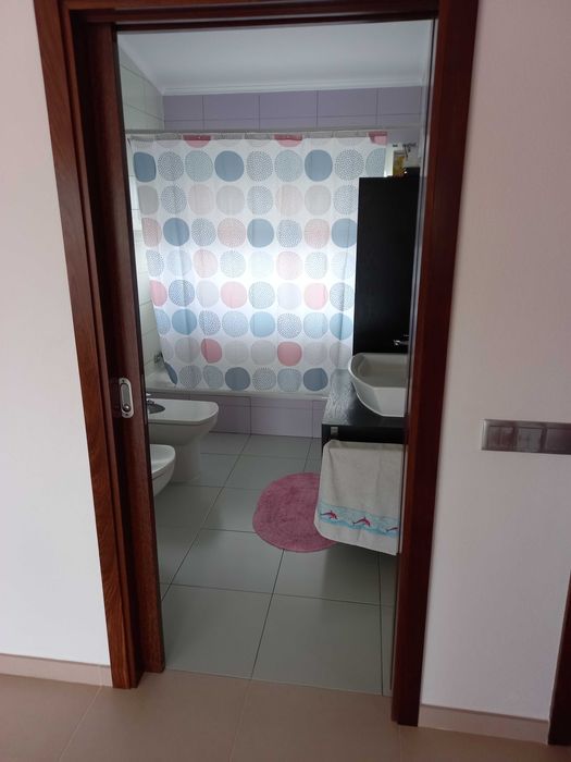 Moradia T3 com Garagem - Porto Martins