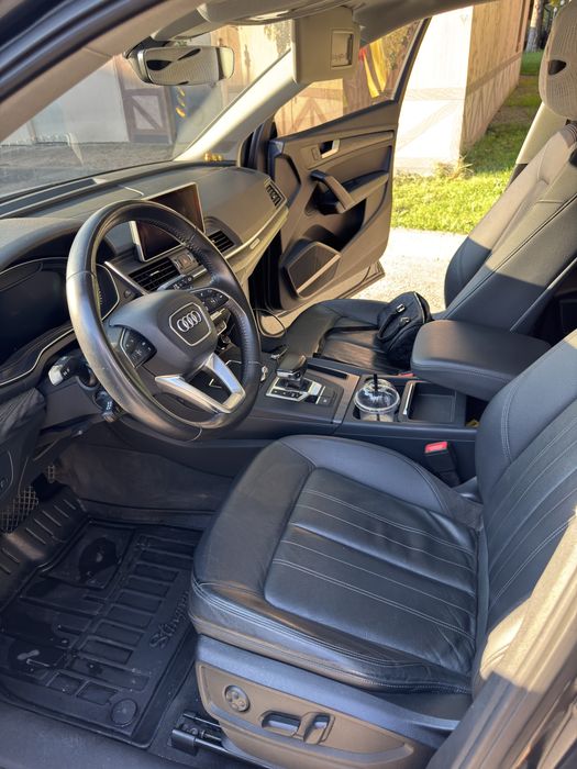 Audi Q5 2018 Premium plus Без пошкоджень та ДТП