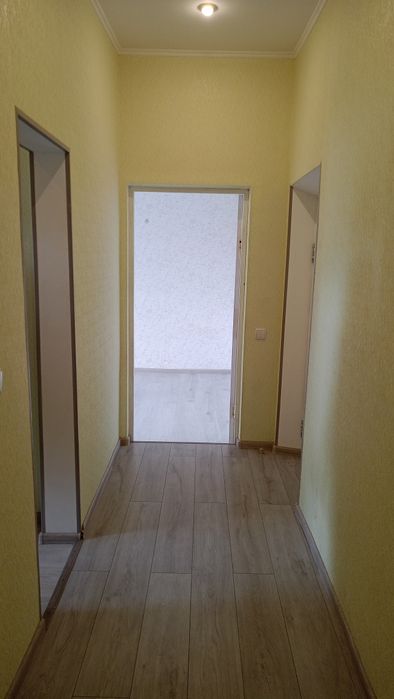 Продається 2х кімнатна квартира у самому центрі міста Фастів.