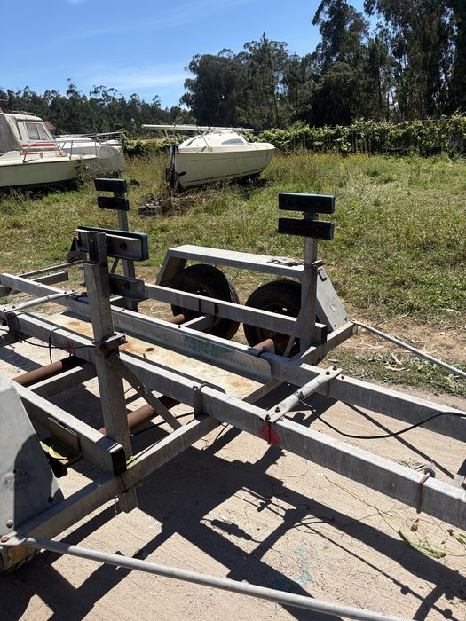 Reboque Porta barcos