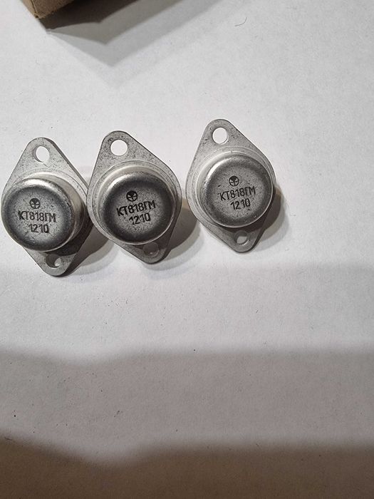 продам транзистори КТ 818ГМ