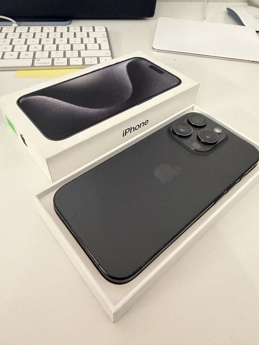 Bateria 100% iPhone 15 Pro 256gb Black Titanium