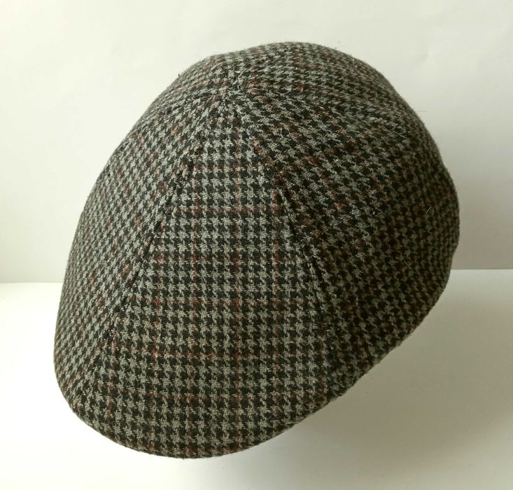 Кепка хуліганка, реглан