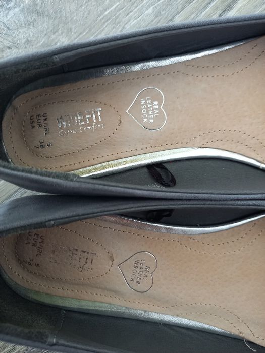 Buty na ozdobnym obcasie.Roz.37.