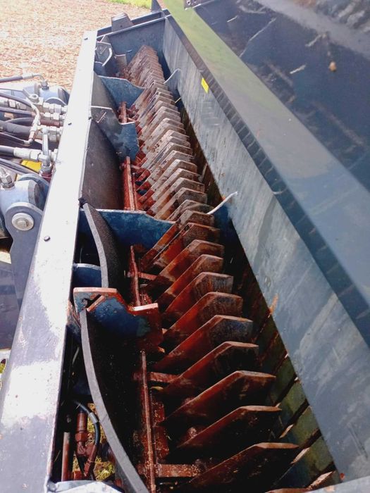 Przyczepa zbierająca  Pottinger, Strautmann, Schuitemaker Rapide 660,