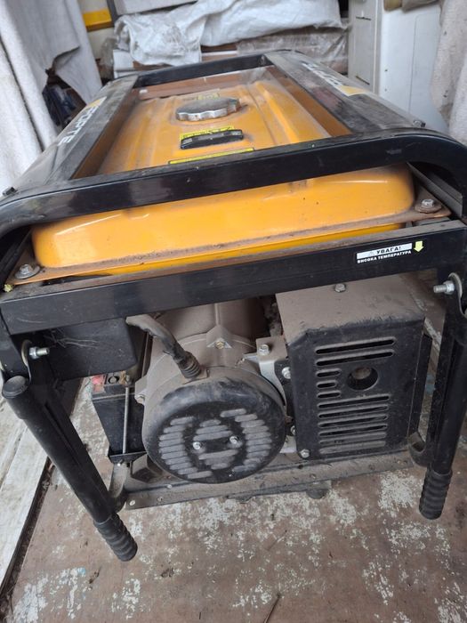 Генератор бензиновый 7 кВт  ( газ) Forte FG 9000 E