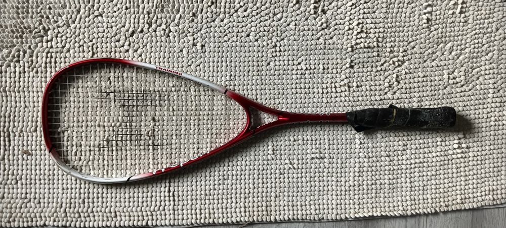 5 Raquetes de tênis + 2 Raquetes de Padel + 1 Squash Racquet