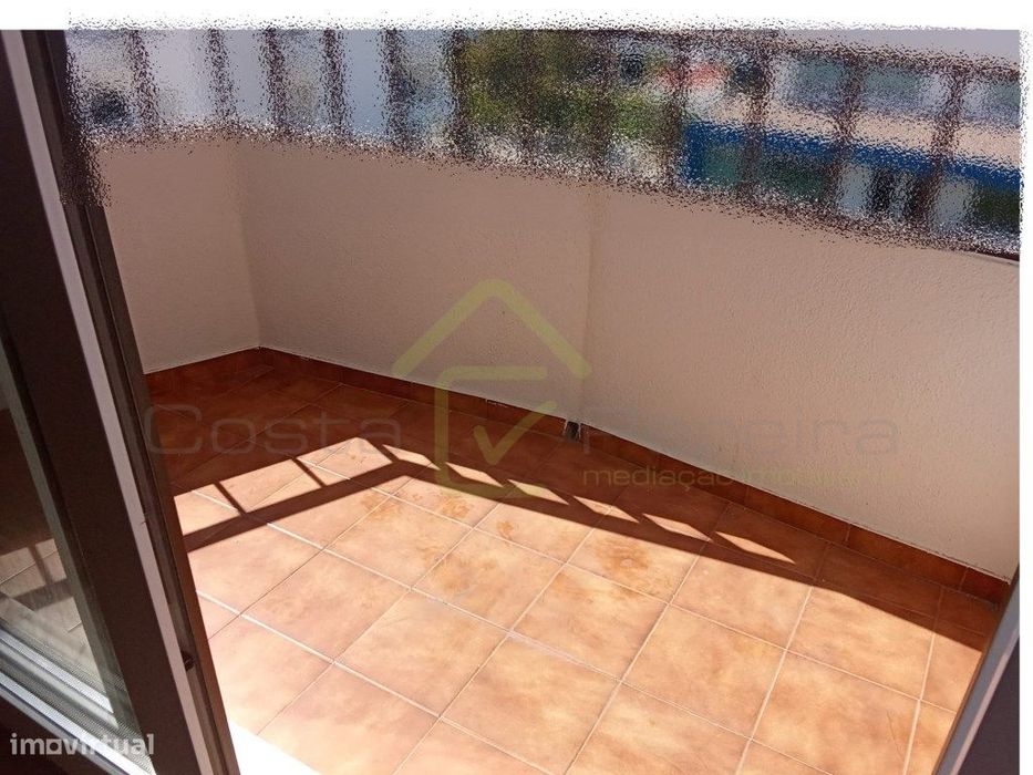 Apartamento T2 para arrendamento Anual
