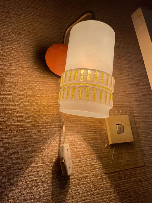 Продам бра настенный