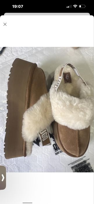 UGG W FUNCETTY    На платформе