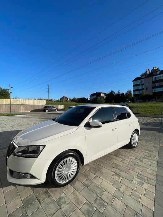 Автомобіль Skoda Fabia 2019