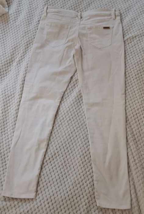 Spodnie skinny fit marki Massimo Dutti