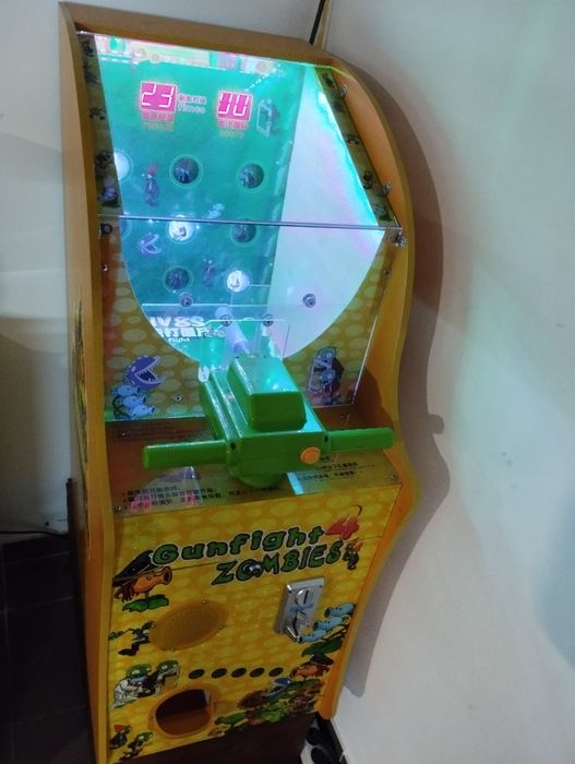 Máquina Arcade Gun fight Zombies
