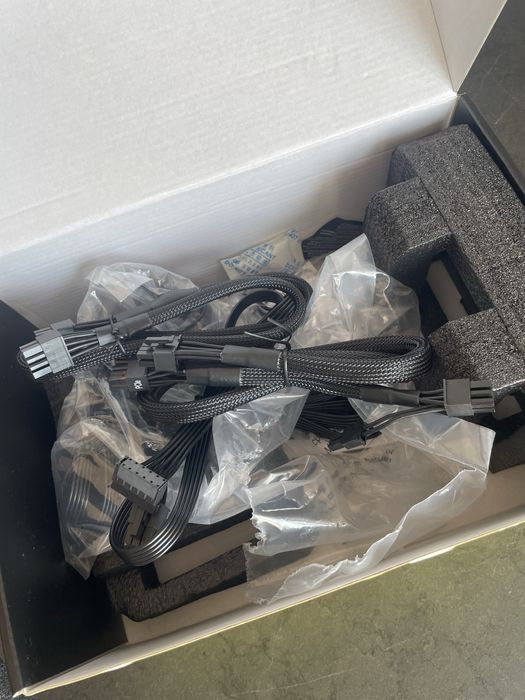 Corsair RM850x (Fonte de Alimentação)