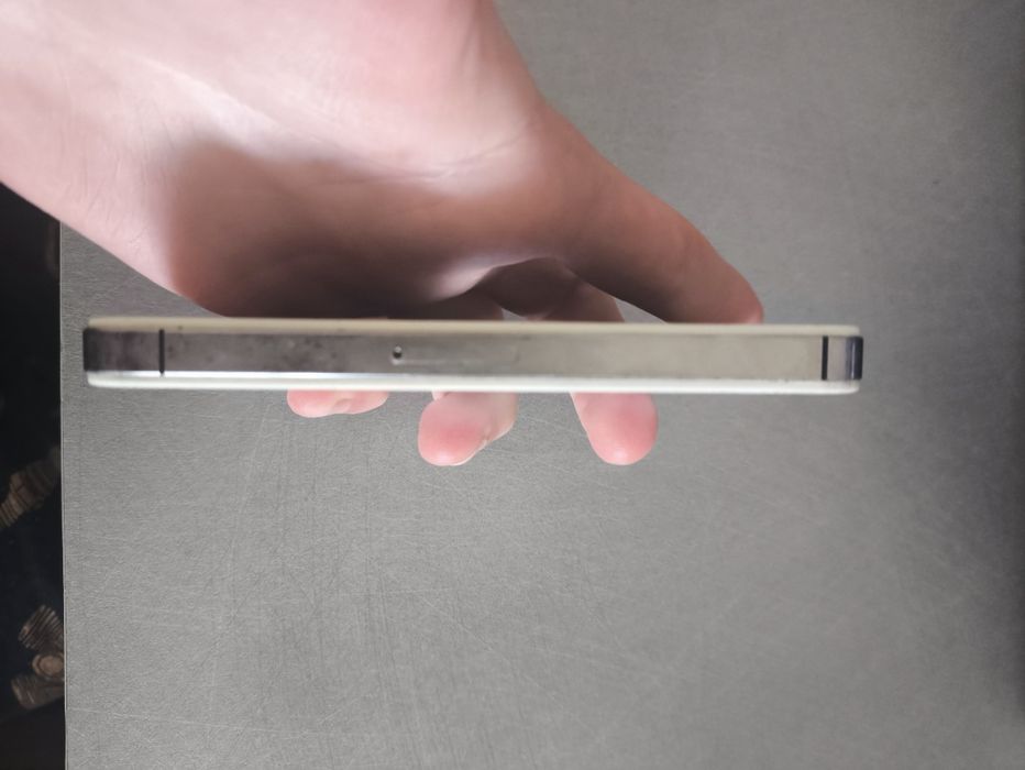 iPhone 4s треба прошити на 6 iOS баг акум 60%