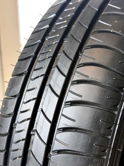 Pneus Michelin Energy Saver + 165/65/15 - Como NOVOS
