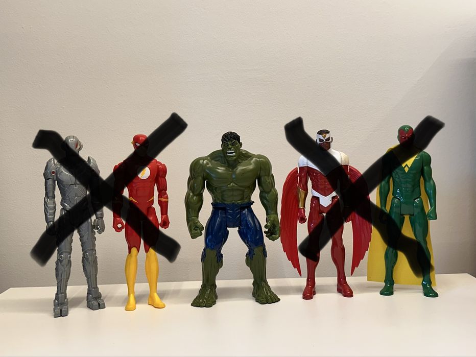 Figuras Marvel e DC - 30cm