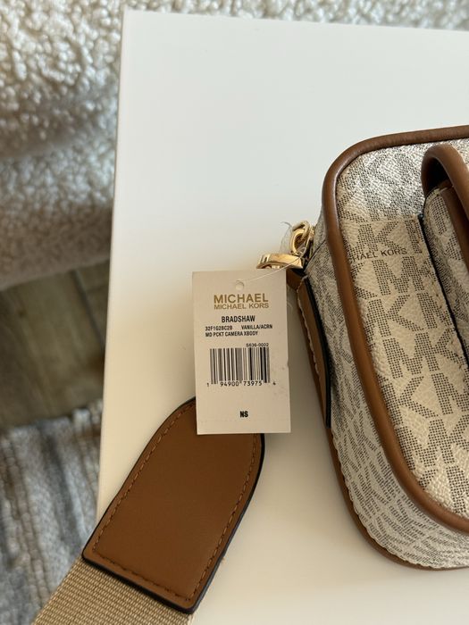 Сумка Michael Kors Bradshaw Camera
