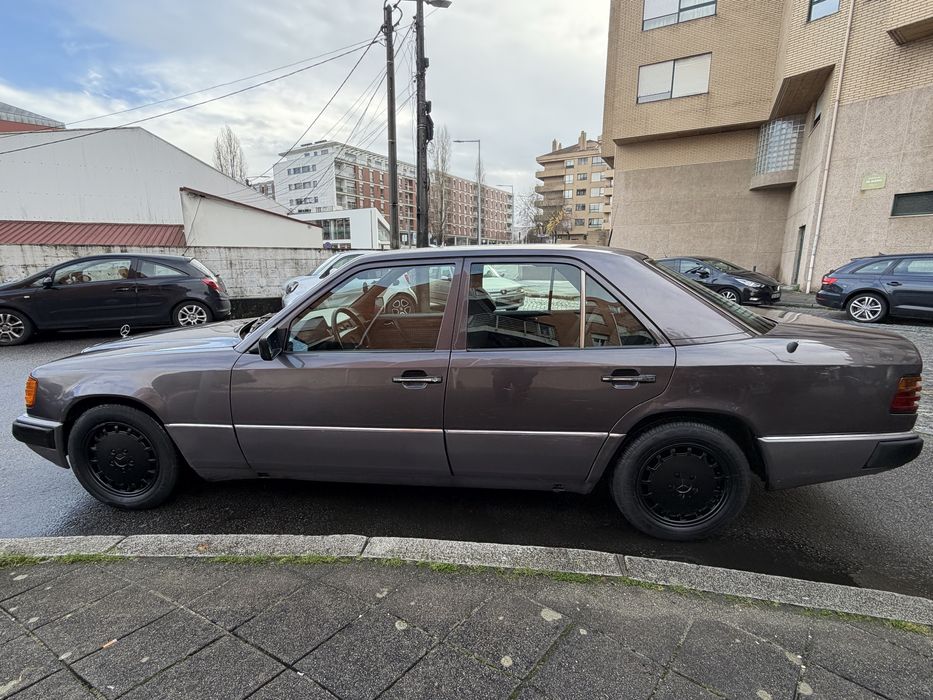 Mercedes   250D  w124 sportline