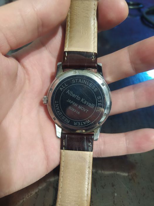 Часы Alberto Kavalli