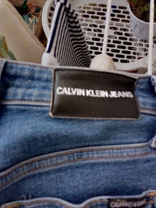 Джинси Calvin Klein жіночі з лампамаии