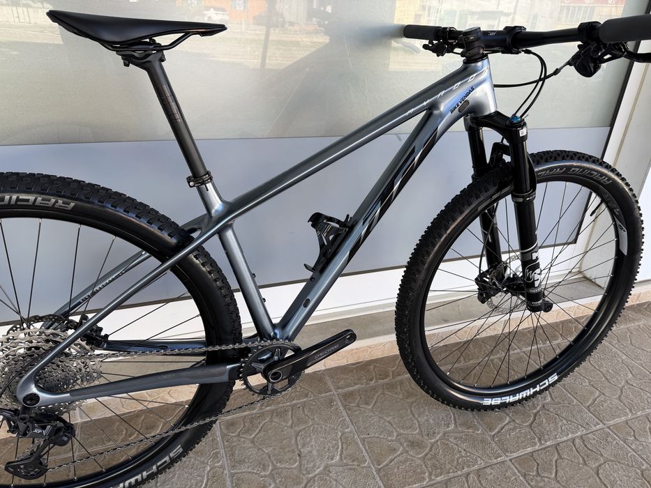 Bicicleta de BTT 29 - bem equipada - Muito bom estado