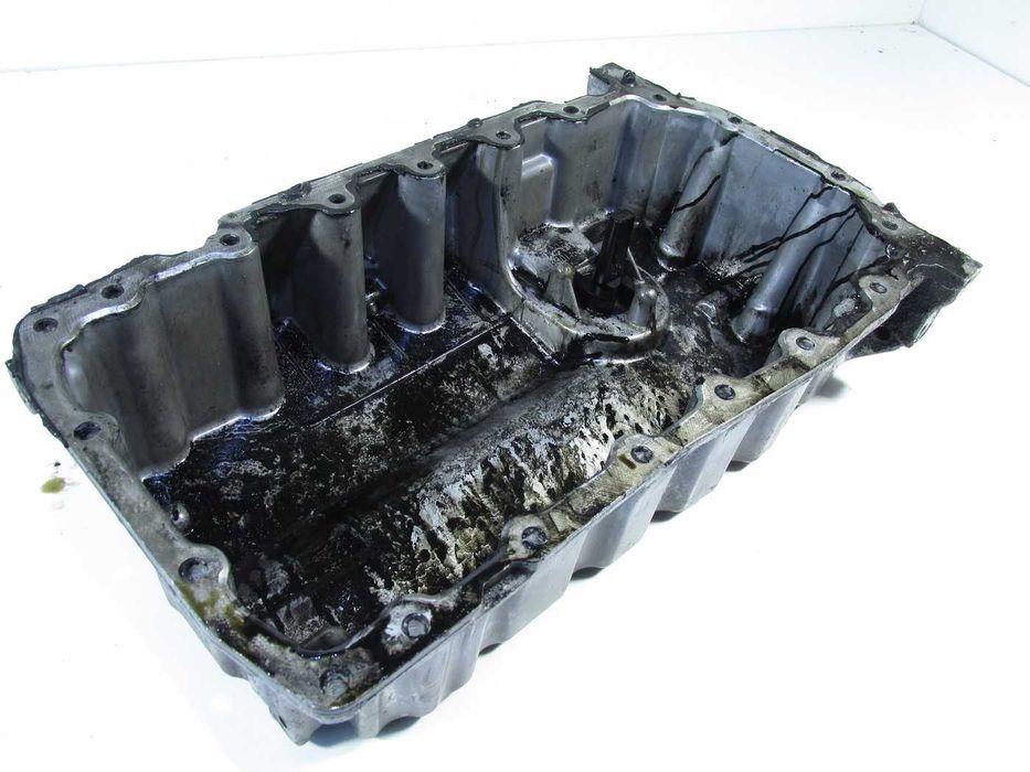 Miska oleju vw passat b6 cc 2.0 tdi