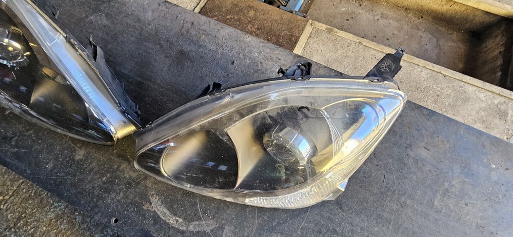 Casal farois honda civic de 2002
