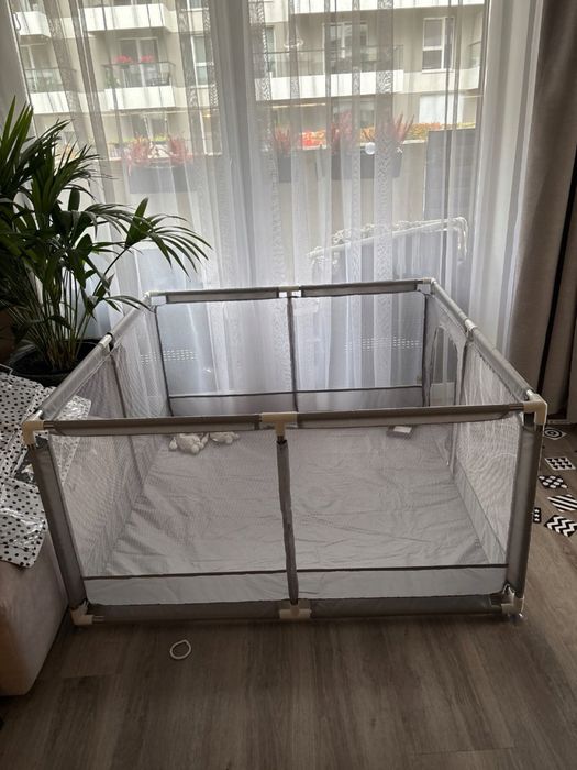 Nowy kojec dla dziecka duży plac zabaw 130x130x65