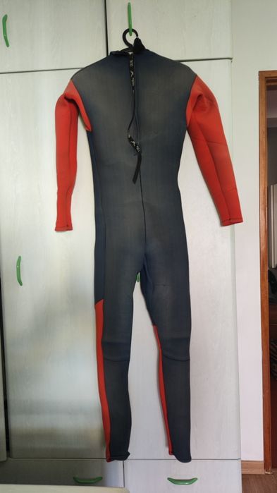 Fato de Surf e Bodyboard - Tamanho M