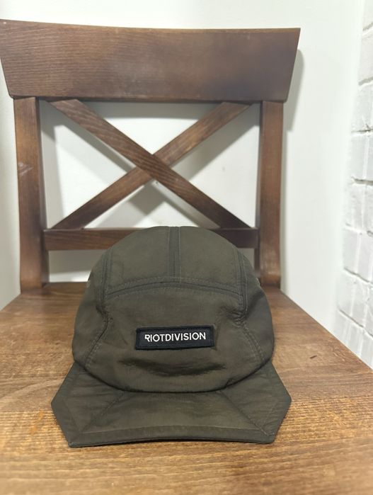 кепка Riot Division