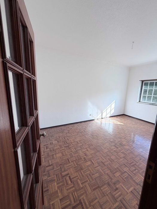 Espaçoso T3 em Loures