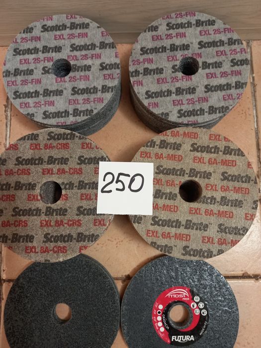 Скотч-брайт лепестковый ф125 SMT800