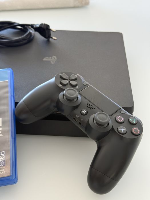 PS4 Slim 1TB – CUH-2216B