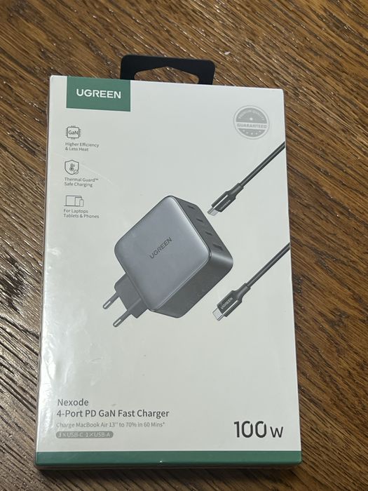 Зарядка 100w  UGREEN GaN