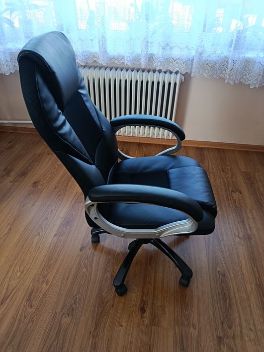 Sprzedam fotel,  stan bardzo dobry, mało używany