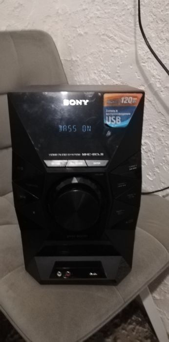 Музичний центр, Продам