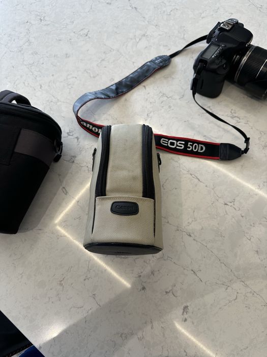 Canon EOS 58D com lentes