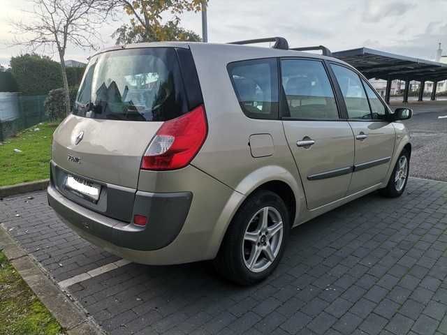 Renault Scenic 1.5 dCi
