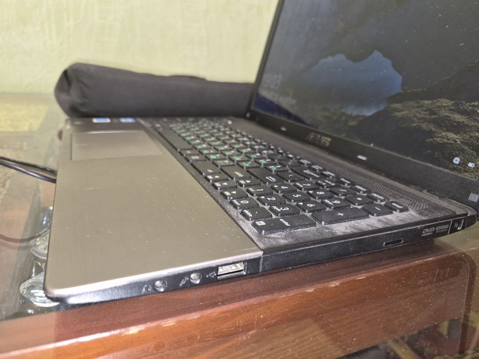 Продам ноутбук ASUS