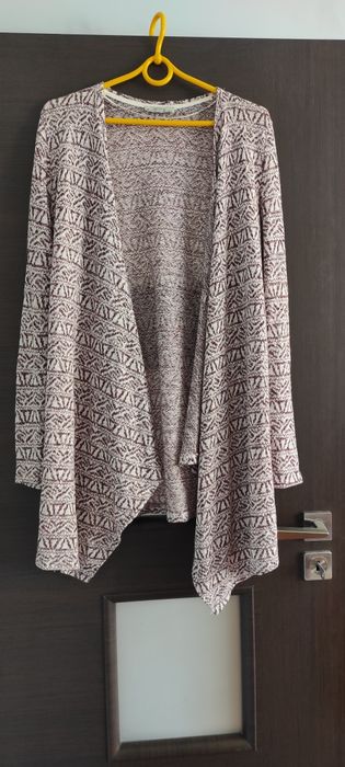 Narzutka damska Bershka 36