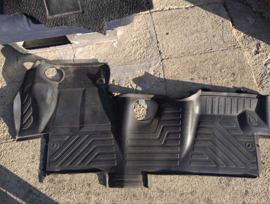 Tapete borracha original 3 lugares de Mercedes sprinter 312D de 1998