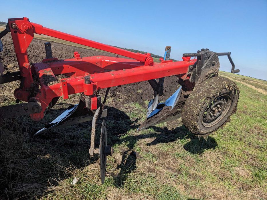 Плуг 2 корпусний 2*40