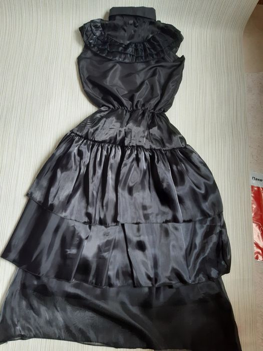 Жіноча сукня  венздей розмір  м